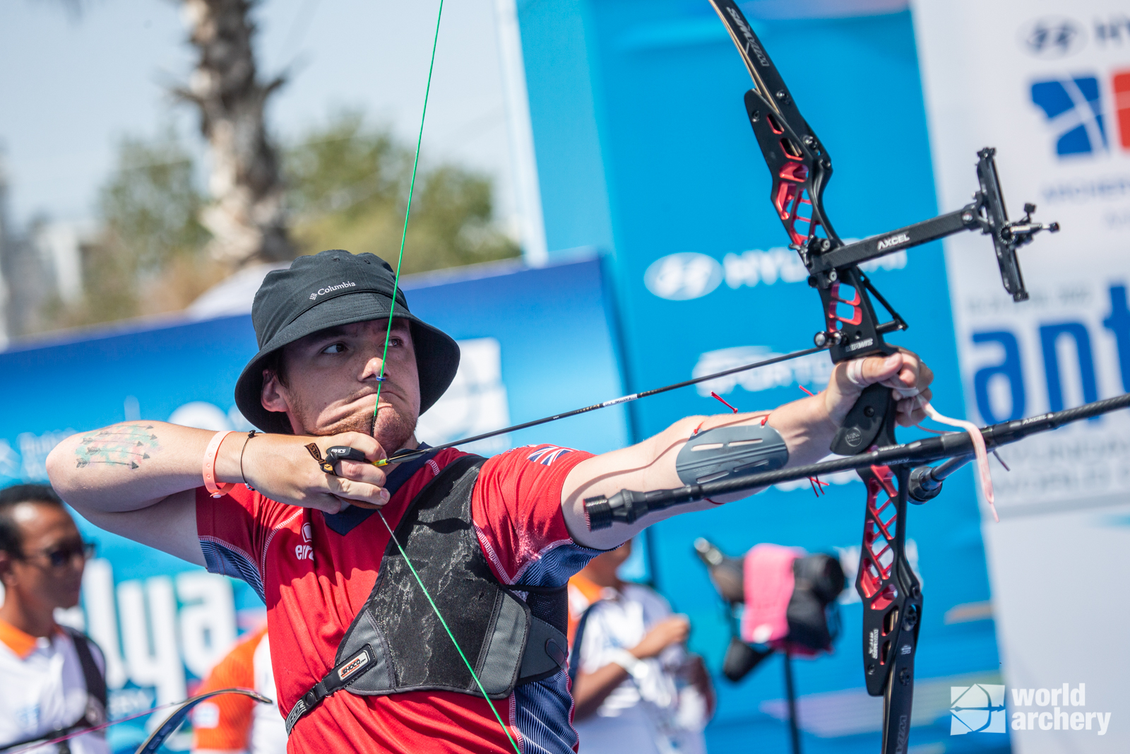Alex Wise winning silver as part of GB's recurve mixed team in Antalya